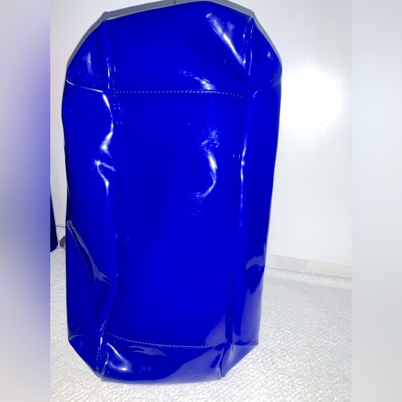 Dooney & Bourke Royal Blue Satchel Tan handbag, Preloved, Red inside lining - Picture 5 of 10